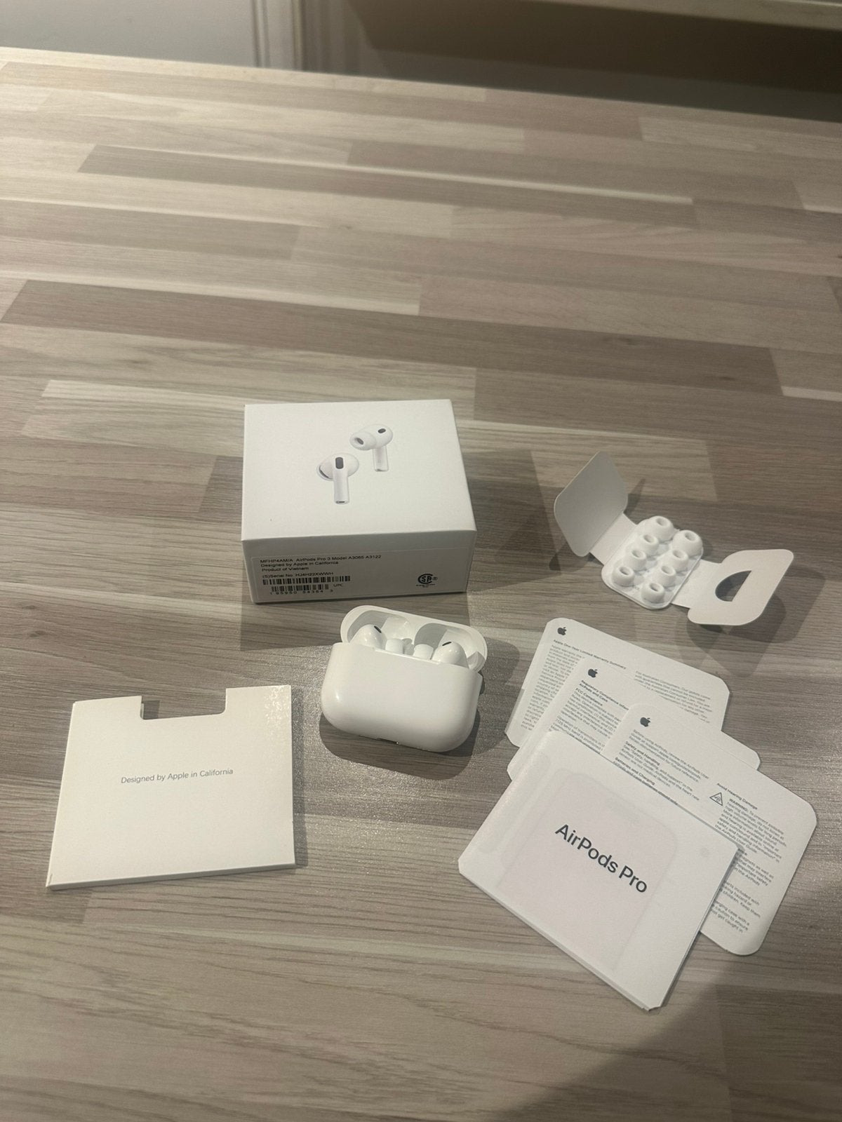 Airpods pro 3 - Nieuw, Telecommunicatie, Bluetooth, In gehoorgang (in-ear), Ophalen of Verzenden, Zo goed als nieuw