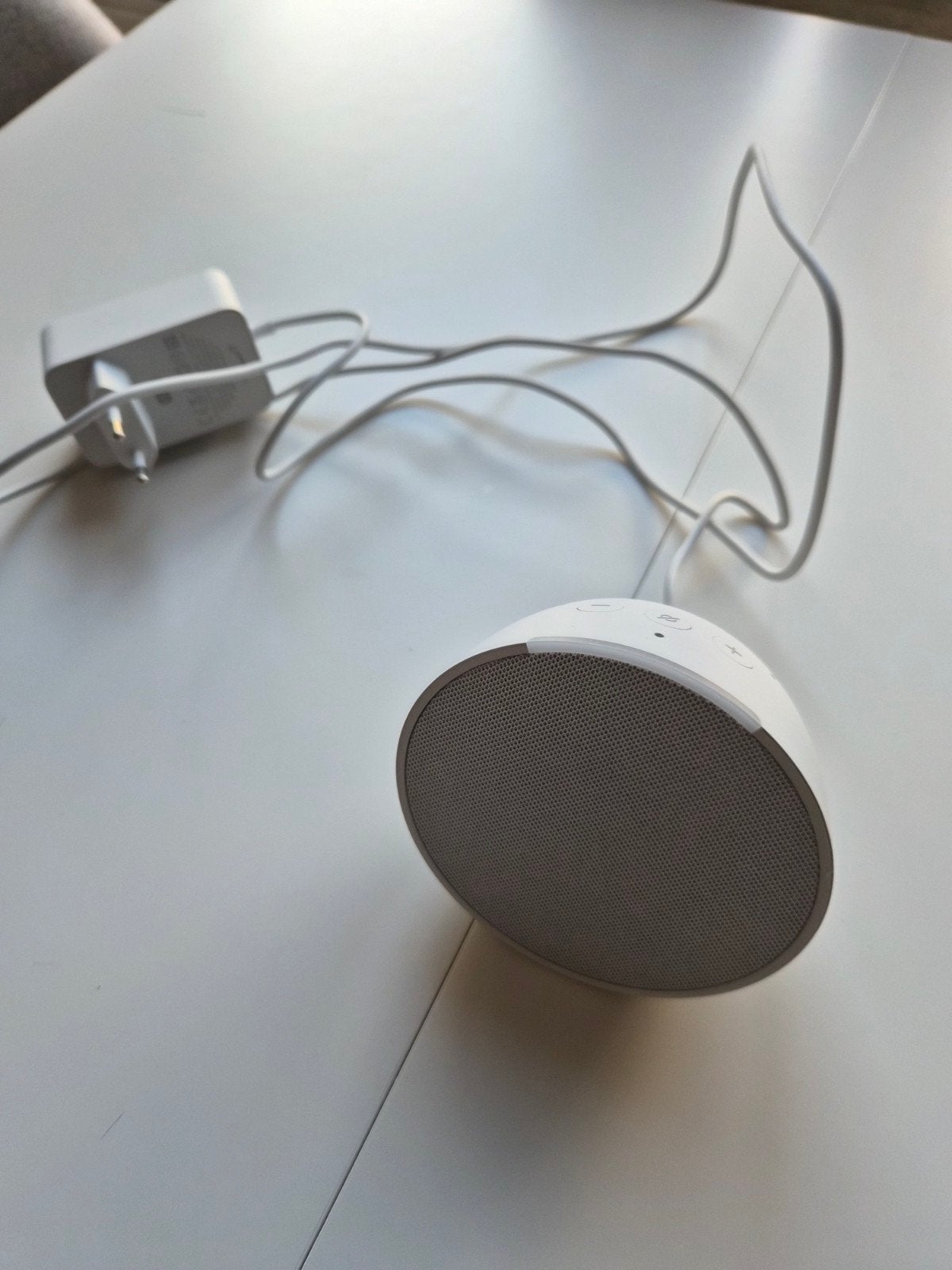 Amazon Alexa Echo Pop (2 stuks) - spraakbesturingsysteem, Ophalen, Zo goed als nieuw, Minder dan 60 watt, Slimme speaker