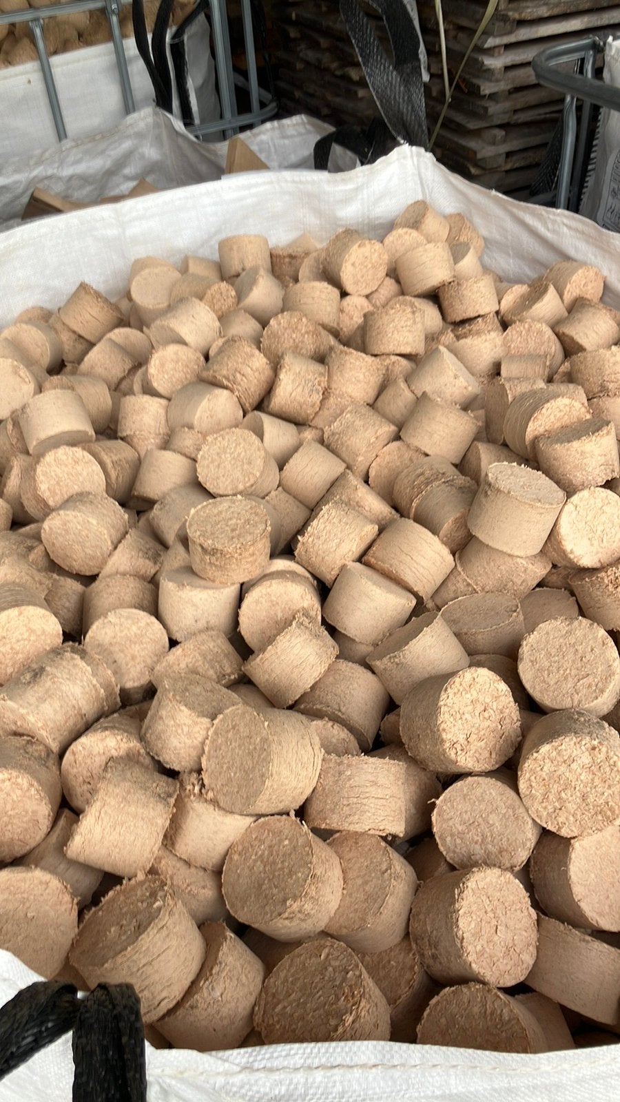 Kuubszak briketten eiken essen, 3 tot 6 m³, Ophalen, Eikenhout