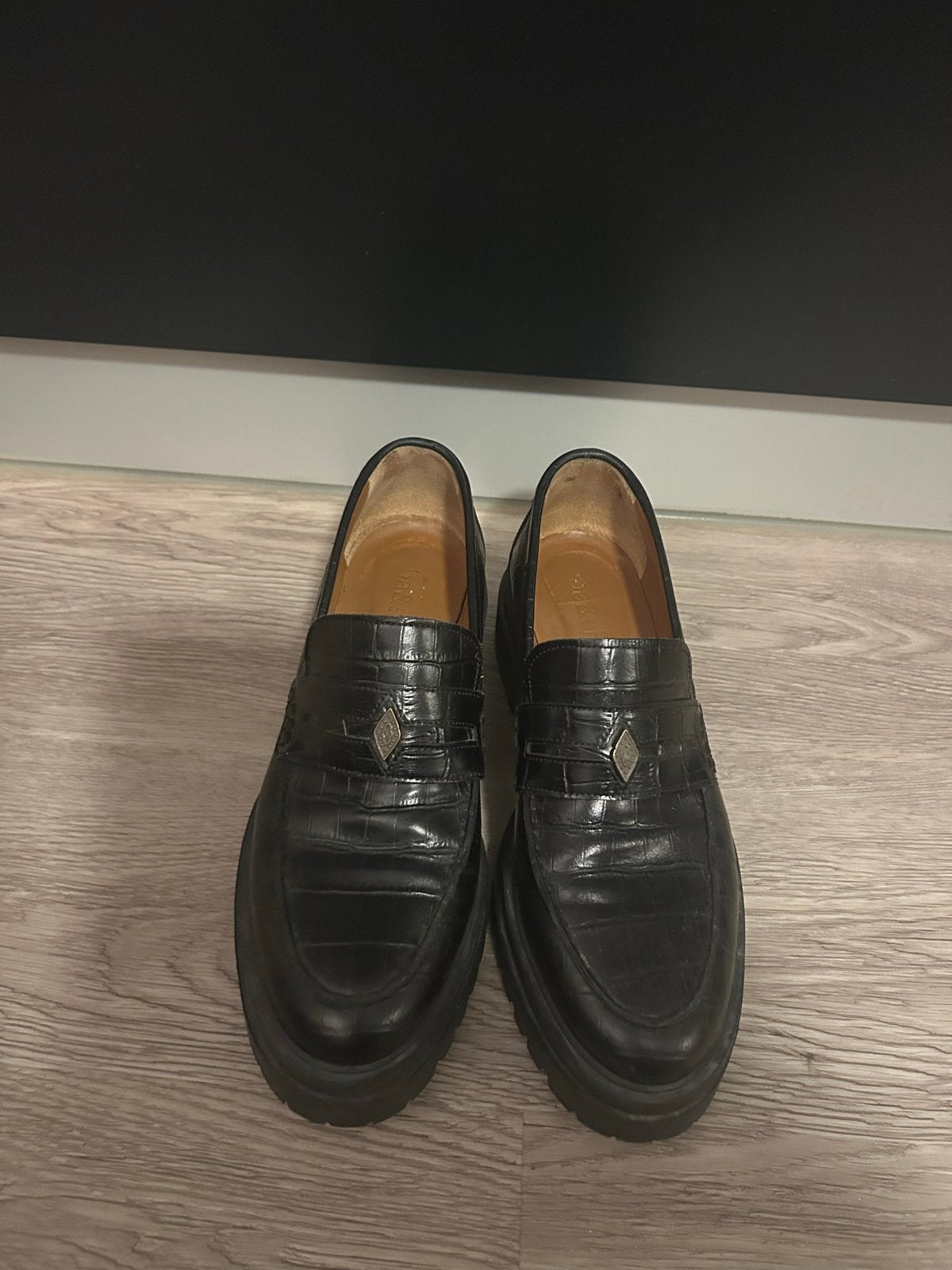 Ba&sh Zwarte Krokodillenprint Loafers Maat 38, Kleding | Dames, Ophalen of Verzenden, Zo goed als nieuw, Zwart, Instappers