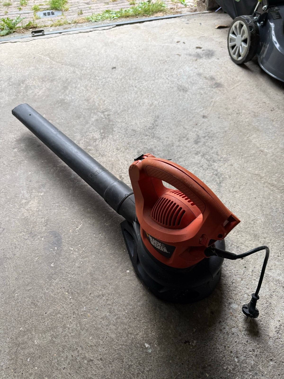Black+Decker elektrische bladblazer, Ophalen, Gebruikt, Elektrisch, Handgedragen