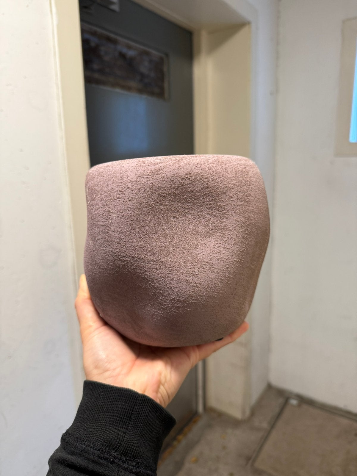 Intratuin bloempotje taupe, Ophalen, Steen, Gebruikt, Binnen