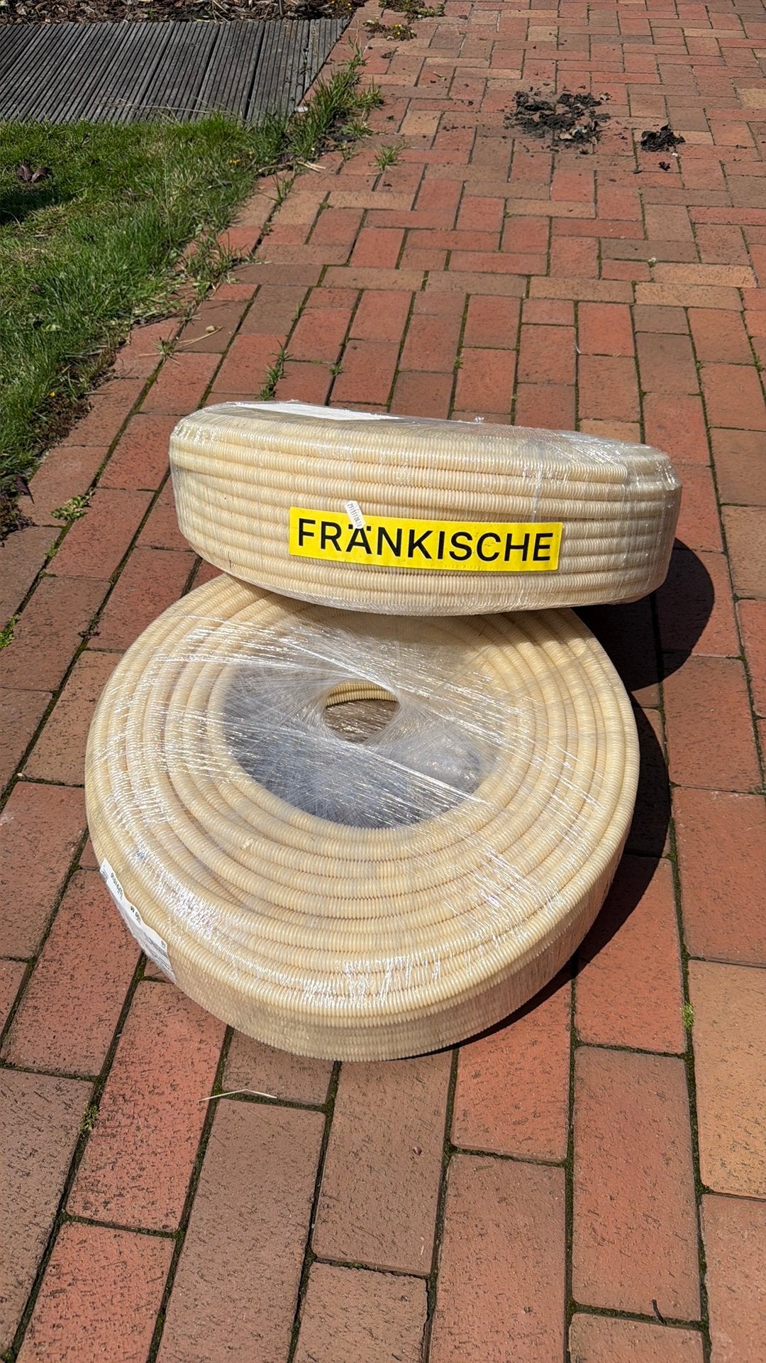 Frankische flexibele buis 16 mm crème rol 2 x 100 meter, Ophalen, Nieuw, Overige typen