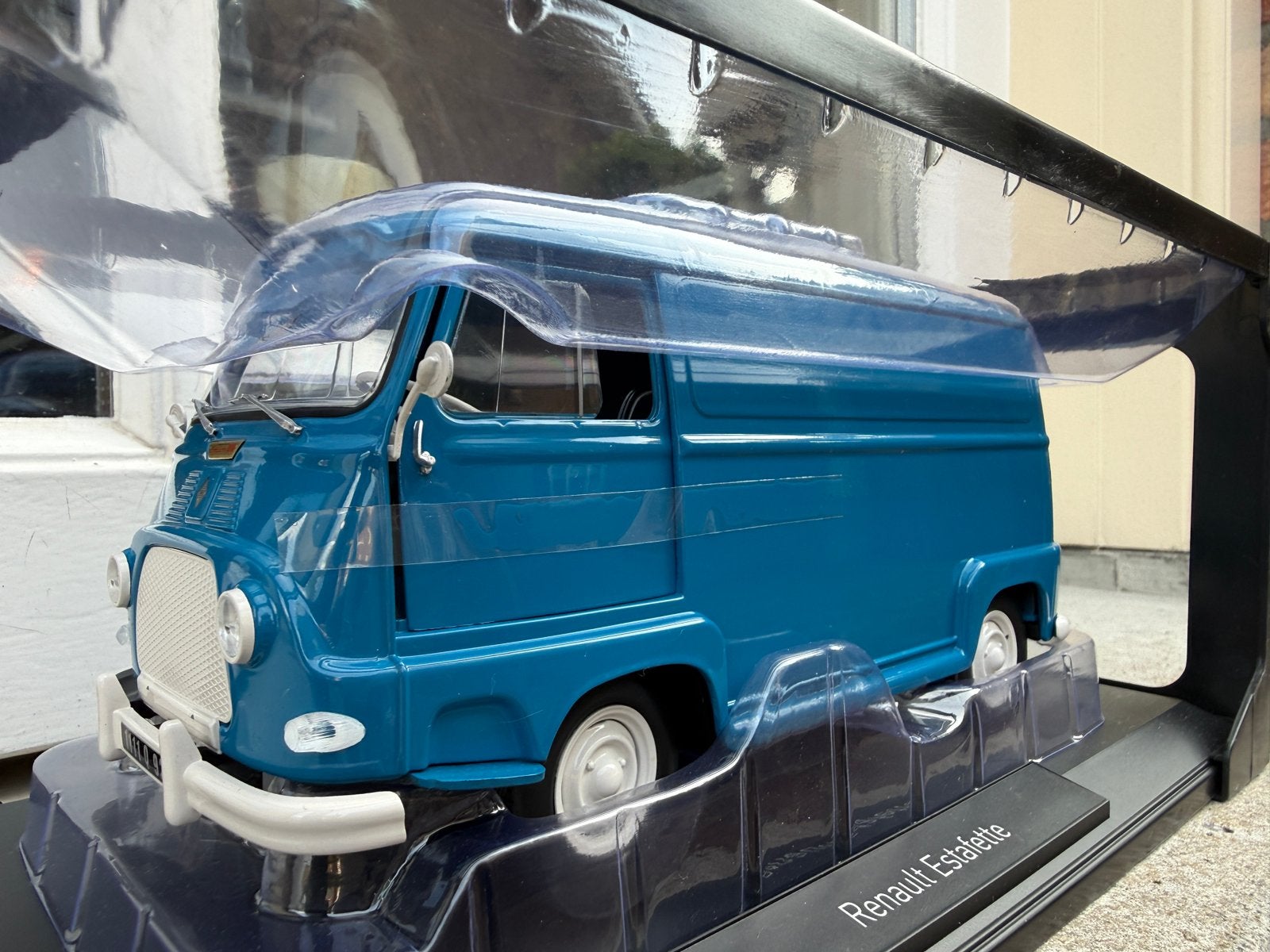 1:18 Renault Estafette Saviem blauw 1967 Norev 185122, Auto, Norev, 70-72 Av. de Bohlen, Vaulx-en-Velin, 69120, France, Norev