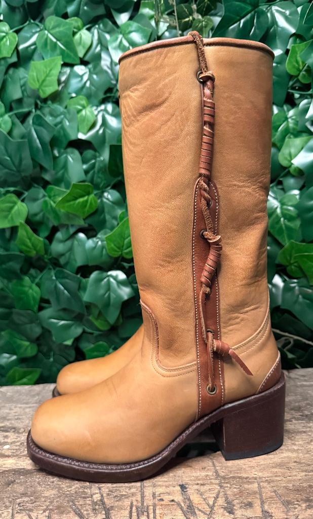 Nieuwe prachtige blokhak laarzen van Sendra maat 37, Bruin, Nieuw, Ophalen of Verzenden, Sendra
