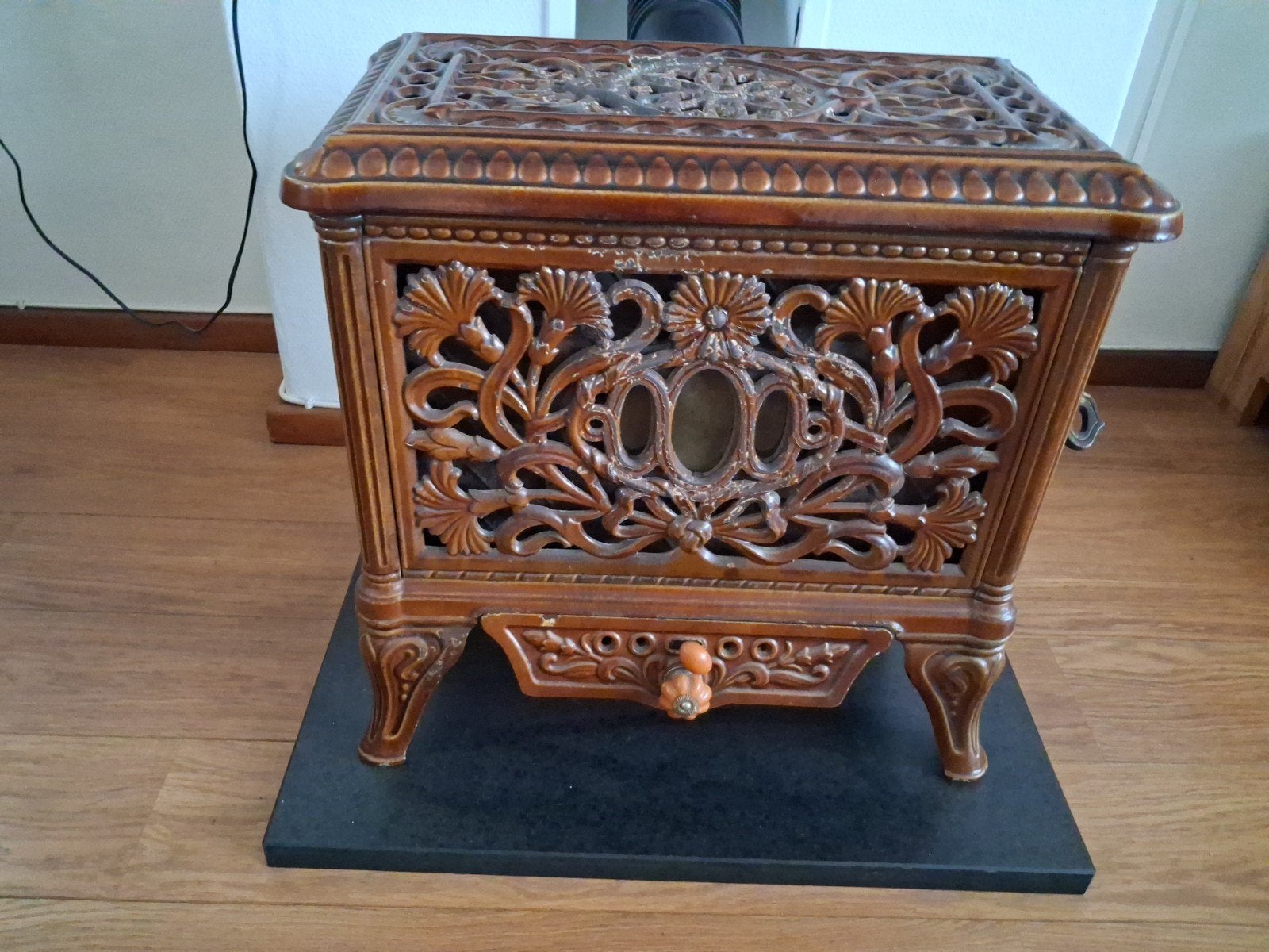 Antieke gietijzeren houtkachel - Prachtige decoratie, Ophalen of Verzenden, Gebruikt, Vrijstaande haard, Houthaard