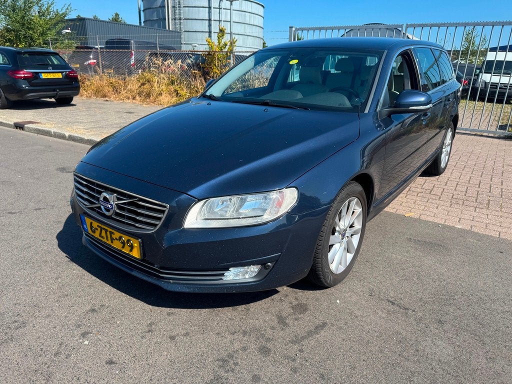 Volvo V70 2.0 D4 AUTOMAAT NAVI/CLIMA/PDC, Euro 6, 4 cilinders, Blauw, Diesel