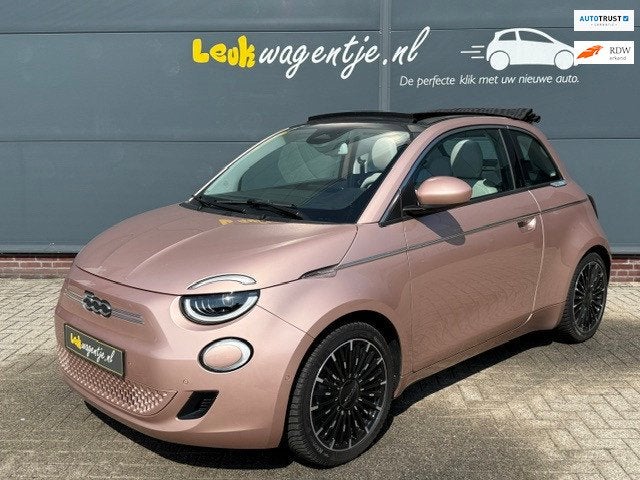 Fiat 500 C e La Prima 42 kWh Cabrio *camera *leder *stoelv., Auto's, Fiat, Gebruikt, 118 pk, Overige kleuren, Cabriolet