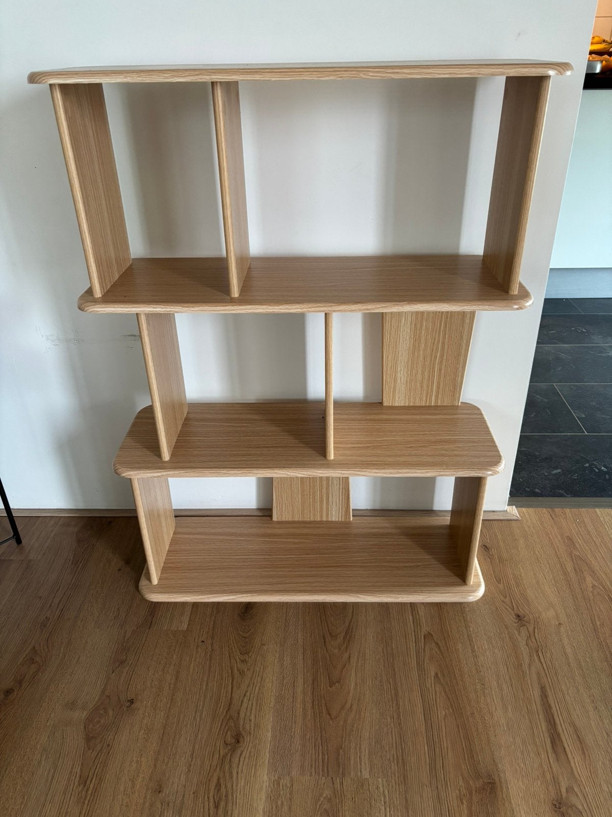 Decoratie kast, Ophalen, 150 tot 200 cm, Zo goed als nieuw, Minder dan 100 cm