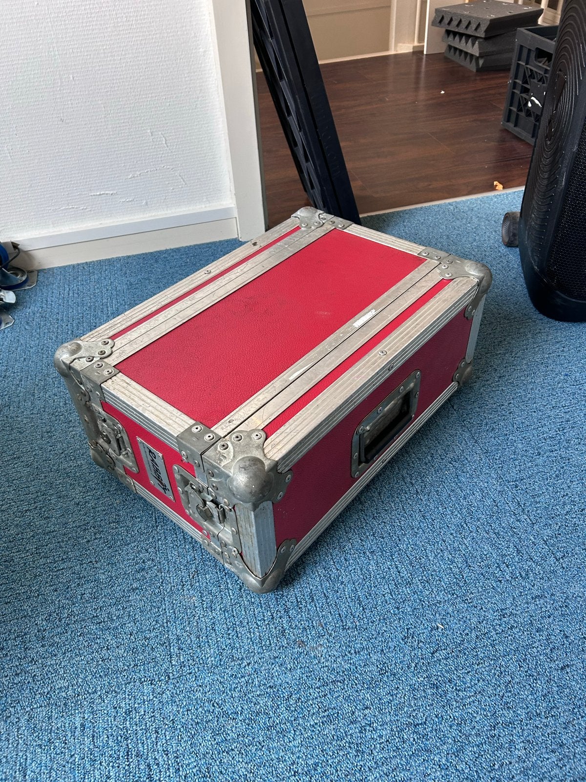 Rode rack flightcase 19 inch apparatuur, Ophalen, Gebruikt, Overige instrumenten, Flightcase