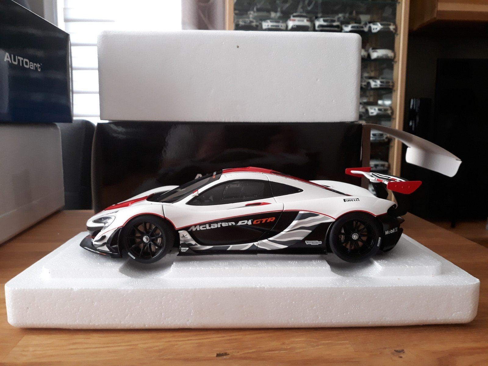 Autoart 81541 1/18 Mclaren P1 GTR wit ZEER ZELDZAAM, Ophalen of Verzenden, Zo goed als nieuw, Auto, Autoart