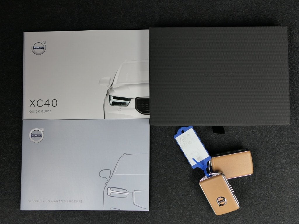 Volvo XC40 1.5 T3 AUT Inscription 12MND garantie Trekhaak /, 12 maanden, Gebruikt, Euro 6, 163 pk