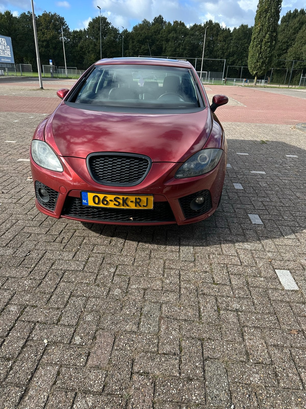 Seat Leon 2.0 Tfsi 16V 147KW 2006 Rood VASTE PRIJS!!!, Auto's, Voorwielaandrijving, Leon, Origineel Nederlands, Handgeschakeld