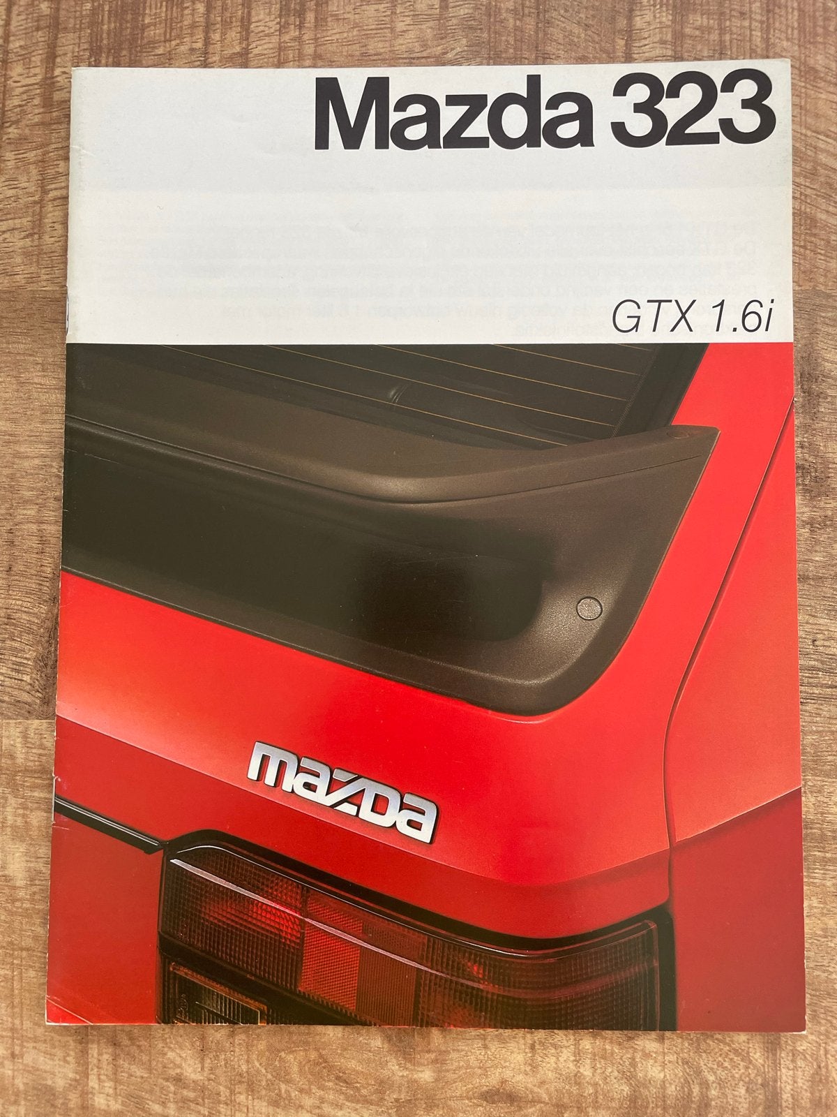 Mazda 323 GTX 1.6i Brochure (NL 1185), Ophalen of Verzenden, Gelezen, Mazda
