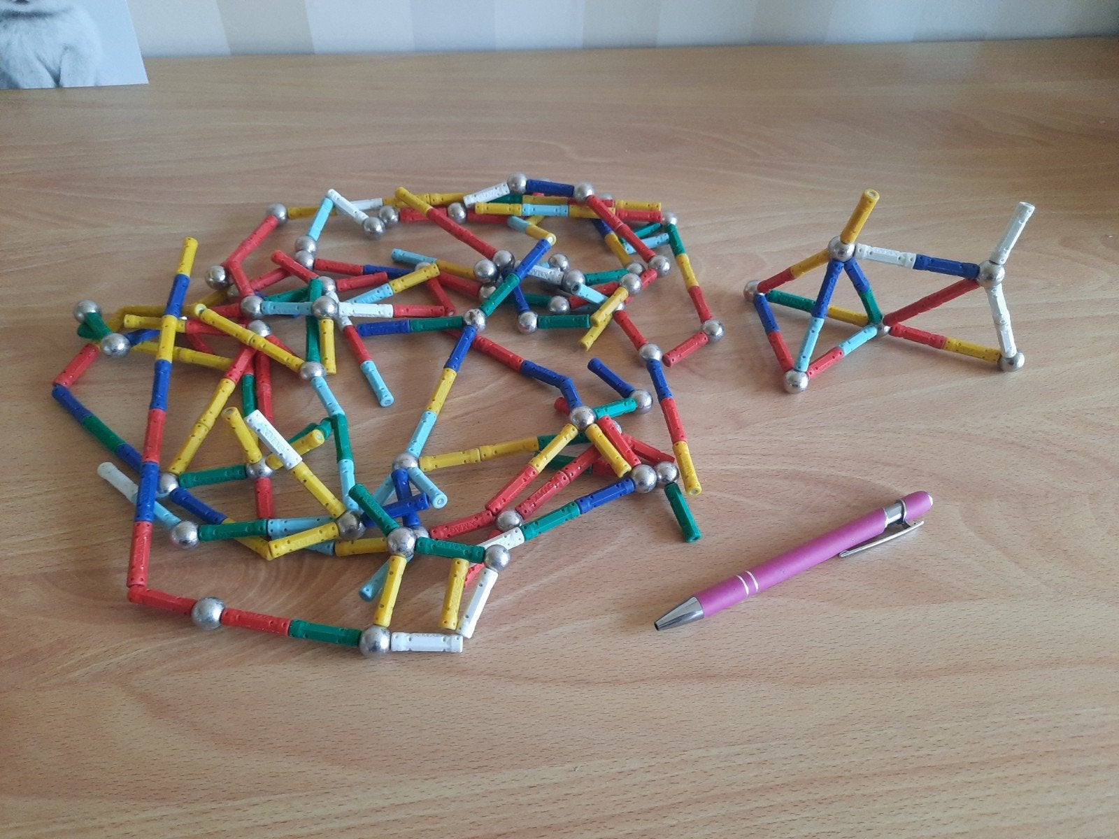 Magnetisch constructie materiaal. 270 onderdelen., Ophalen, Zo goed als nieuw, Overige merken