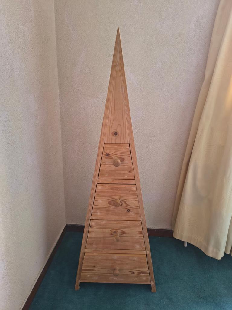 Unieke piramidevormige kast met laden, Ophalen, Minder dan 50 cm, Gebruikt, 100 tot 150 cm