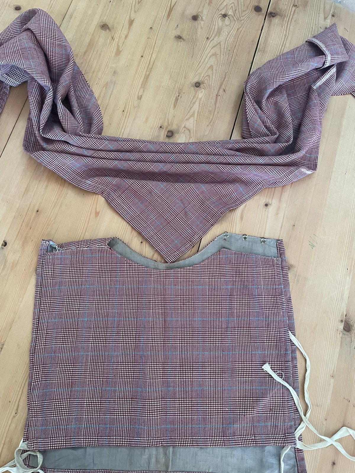 Oude  antieke doek en beuk klederdracht Zeeland, Antiek en Kunst, Ophalen of Verzenden