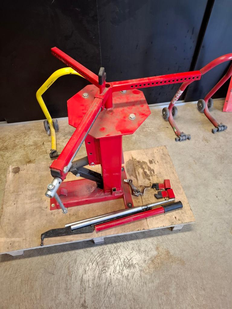 Bandenmachine handmatig, Ophalen of Verzenden