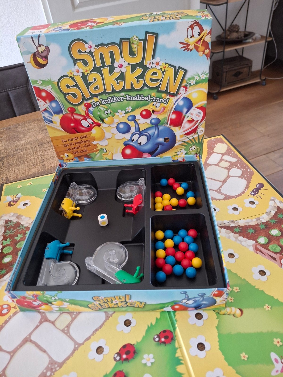 Smul Slakken: De knikker-knabbel-race bordspel, Drie of vier spelers, Ophalen of Verzenden, Gebruikt, Jumbo
