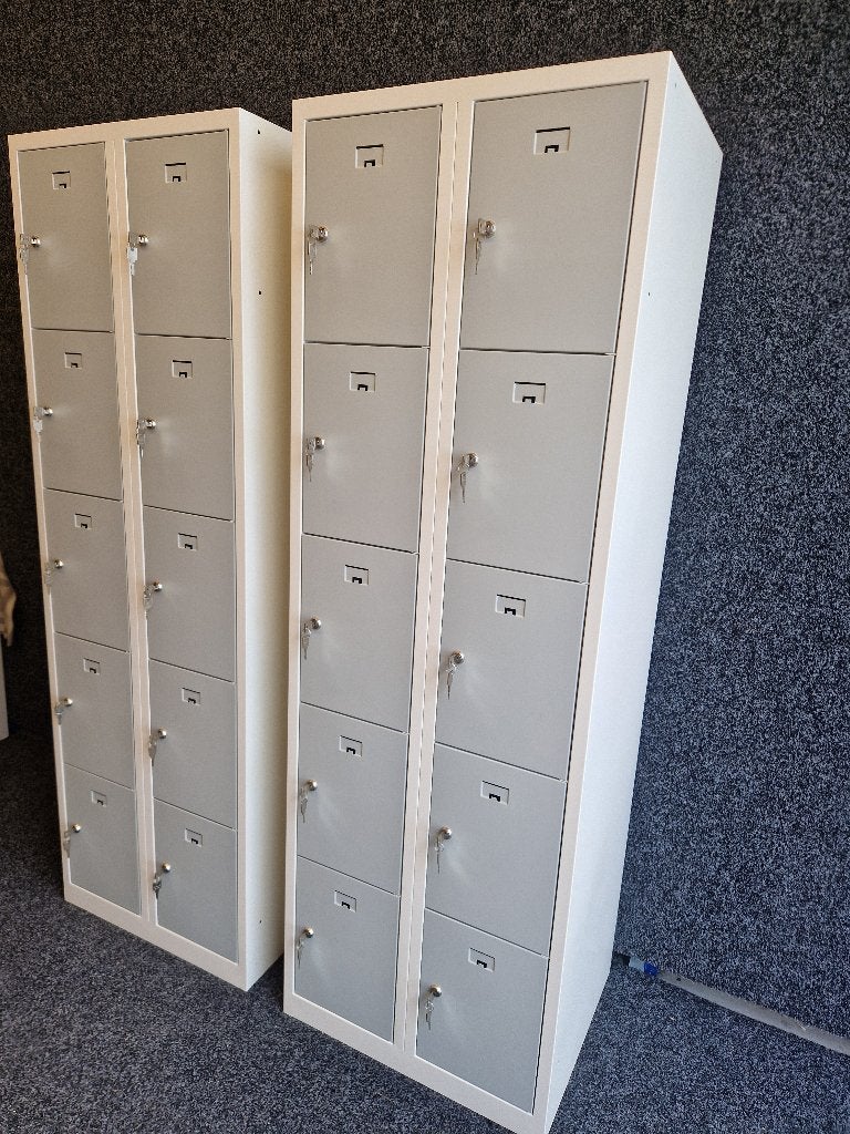 Locker 10 kluisjes Wit Grijs (nieuw), Ophalen, Nieuw, Modern