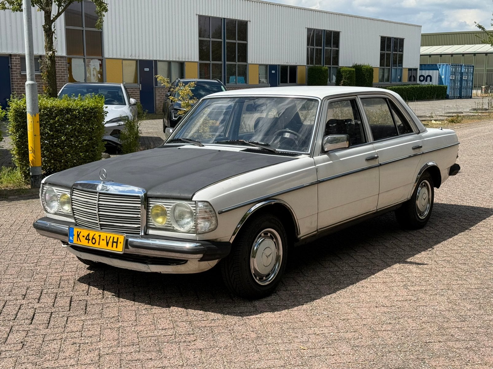 Mercedes-Benz 200D BELASTINGVRIJ NIEUWE APK 1980 Wit, Auto's, Achterwielaandrijving, 1984 cc, 58 pk, Leder en Stof