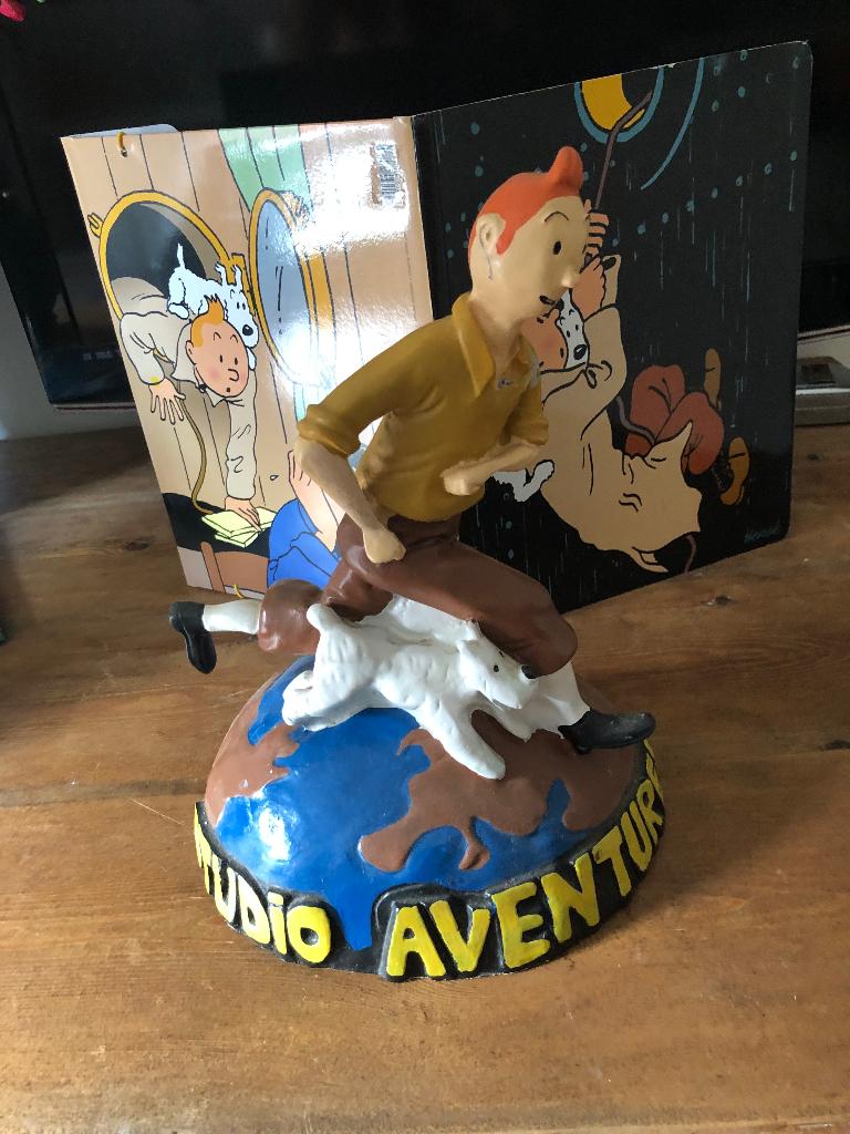 Kuifje beeld, Ophalen of Verzenden, Kuifje, Zo goed als nieuw, Beeldje of Figuurtje
