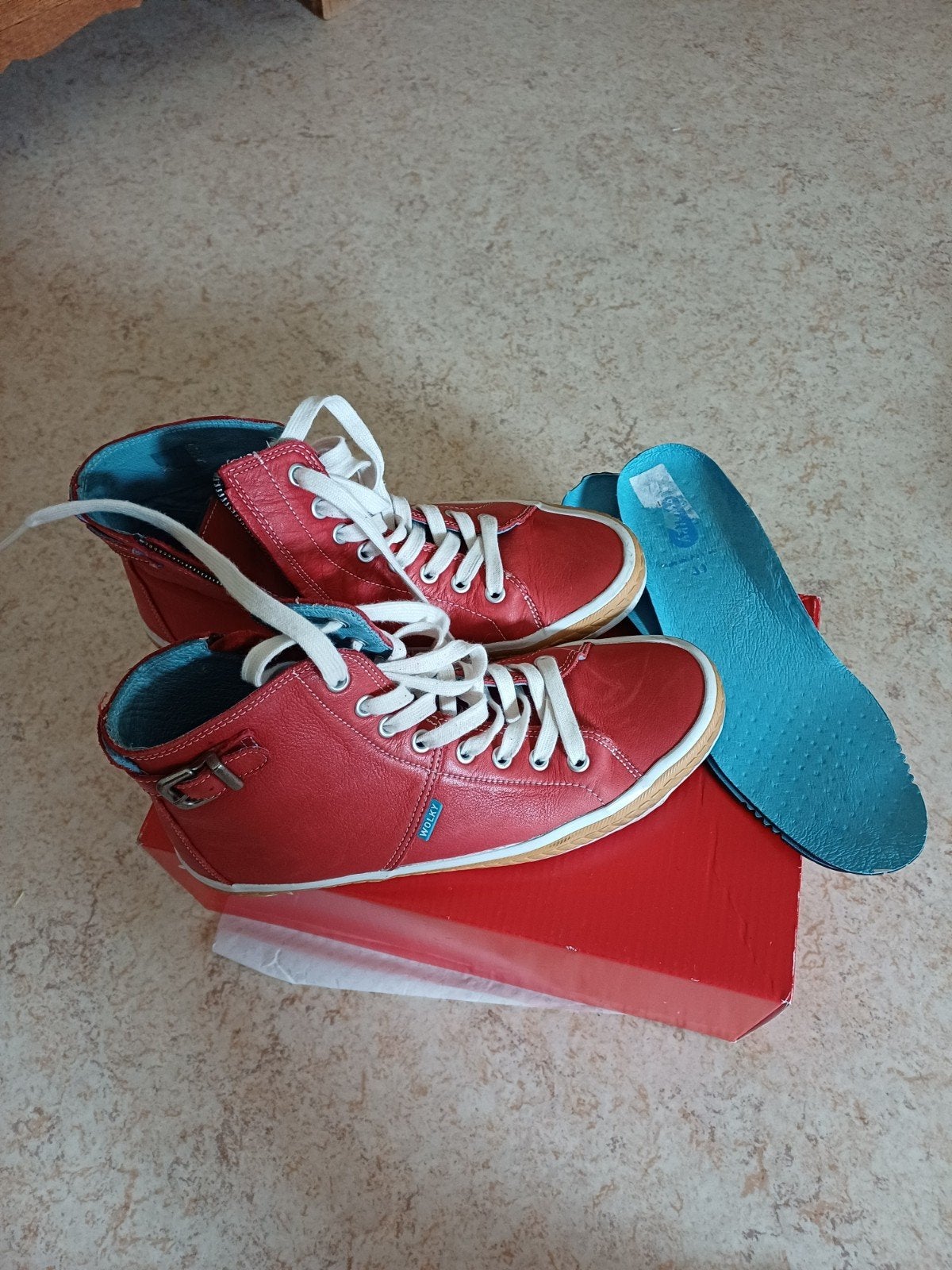 Wolky Schoenen, Wolky, Ophalen of Verzenden, Rood, Sneakers of Gympen