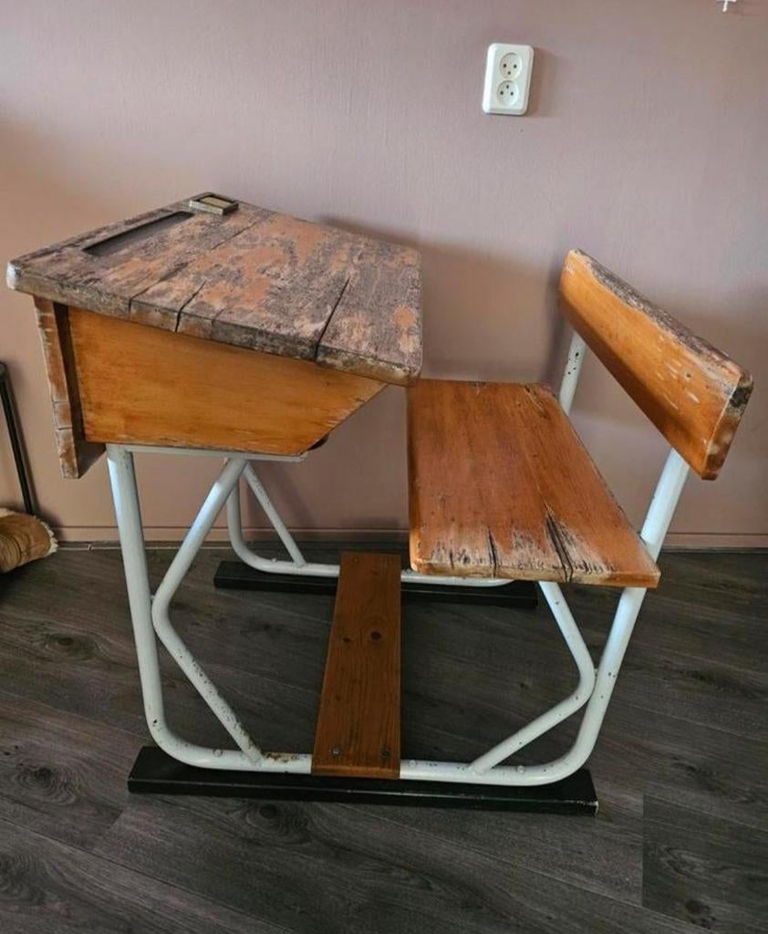 Charmante vintage schoolbank, Huis en Inrichting, Bureaus, Gebruikt, Ophalen
