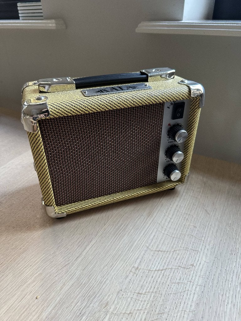 Kala mini ukelele versterker 5W, tweed (model I-5U), Ophalen, Zo goed als nieuw, Minder dan 50 watt