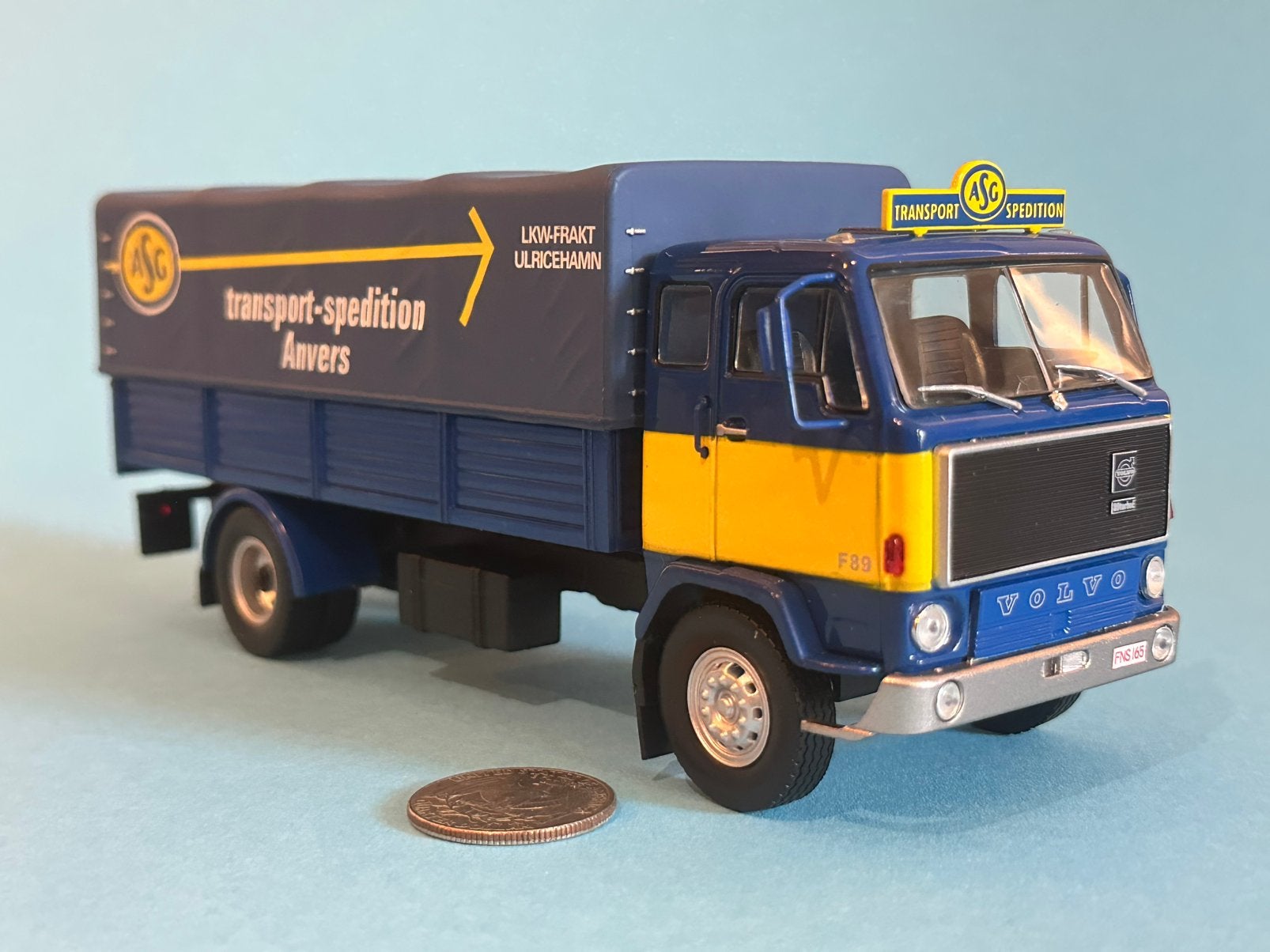 1:43 Volvo F89 bakwagen ASG! Nieuw & doos! KIJK!, Ophalen of Verzenden, Nieuw, Bus of Vrachtwagen, Overige merken