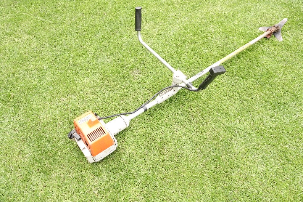 Stihl bosmaaier FS 220, Tuin en Terras, Bosmaaiers, Ophalen, Gebruikt, Benzine, STIHL