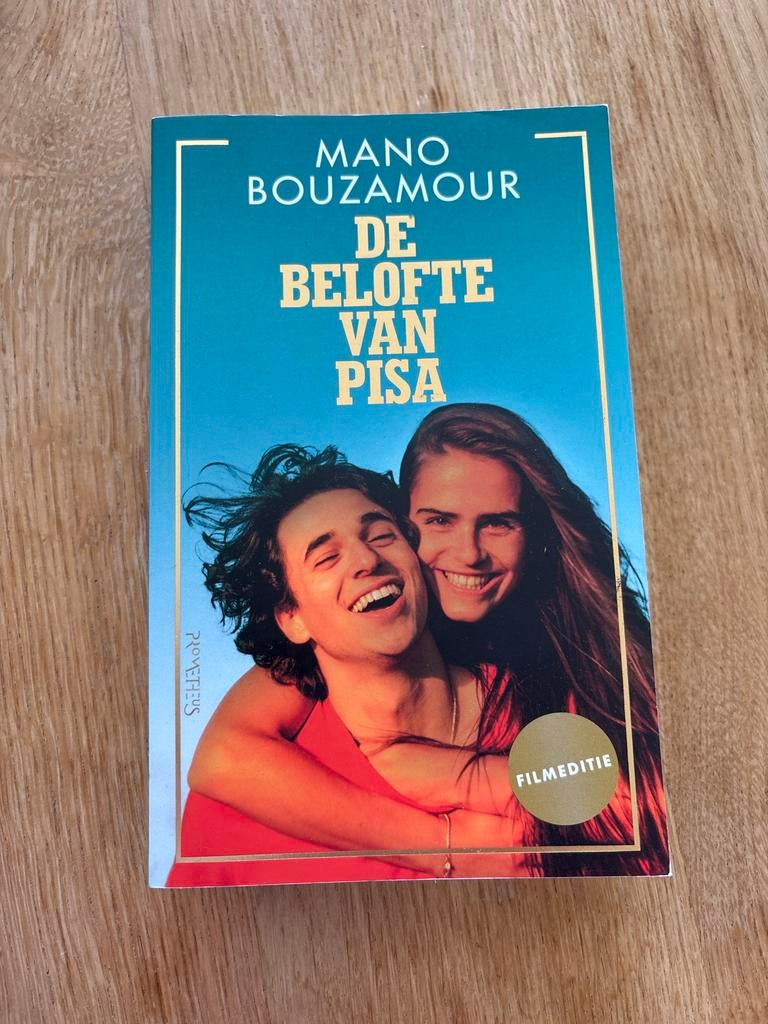 De Belofte van Pisa - Mano Bouzamour (Filmeditie), Ophalen of Verzenden, Gelezen, Nederland