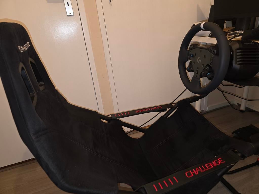Playseat Challenge, Spelcomputers en Games, Virtual Reality, Ophalen of Verzenden, Zo goed als nieuw, Controller, Sony PlayStation