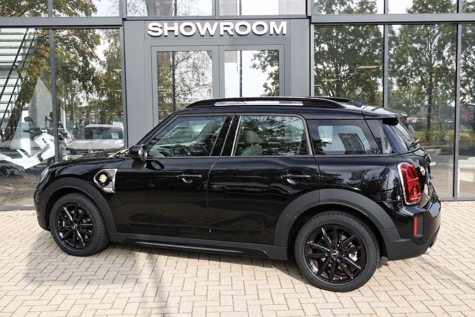 MINI Countryman 1.5 Cooper S E ALL4 Classic KEYLESS CAM ACC, Auto's, Automaat, Dealer onderhouden, Gebruikt, Zwart