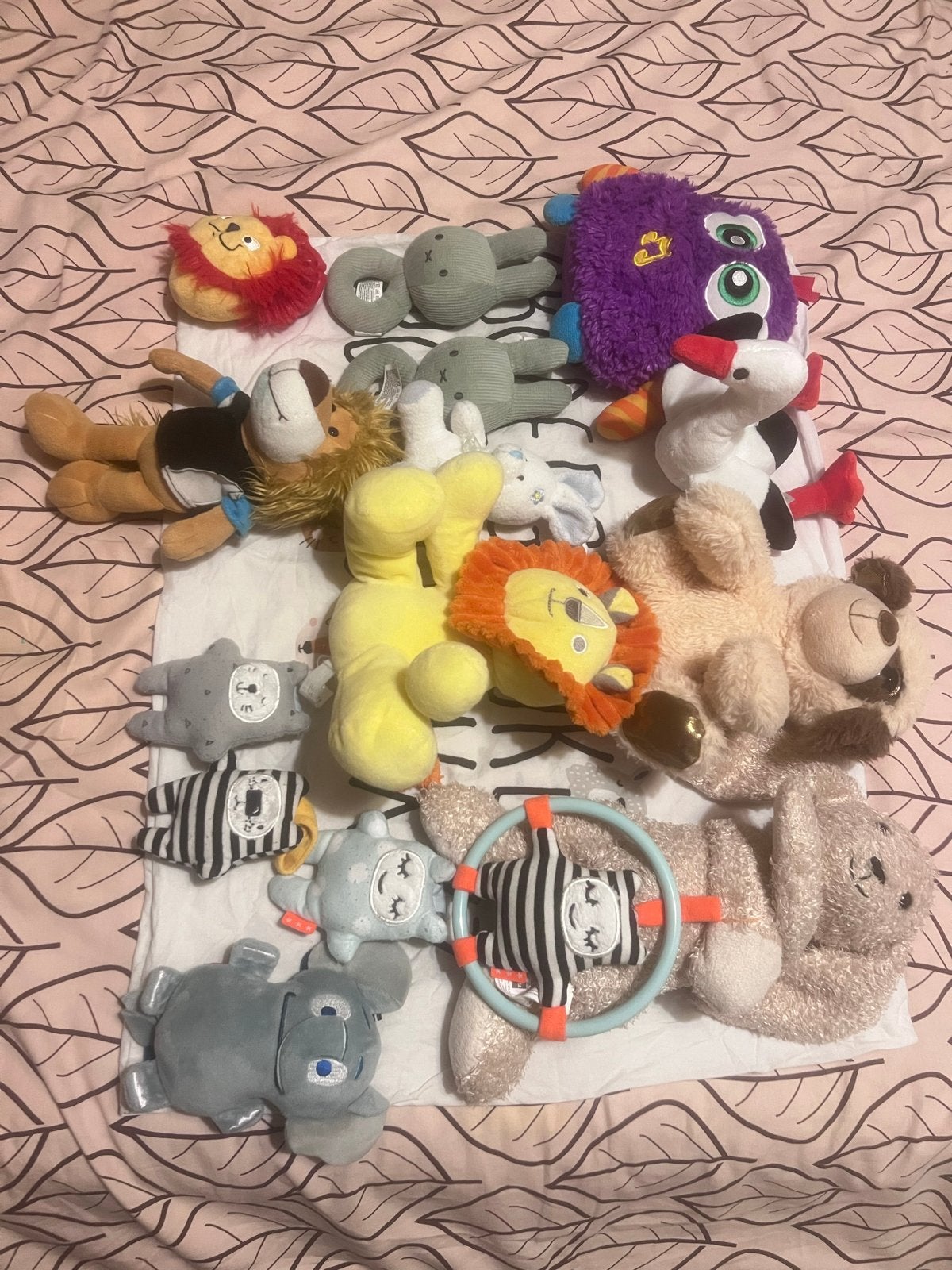 Grote collectie knuffels en knuffeldoekjes - Diverse dieren, Gebruikt, Ophalen of Verzenden, Middelgroot (20 tot 80 cm), Meerkleurig