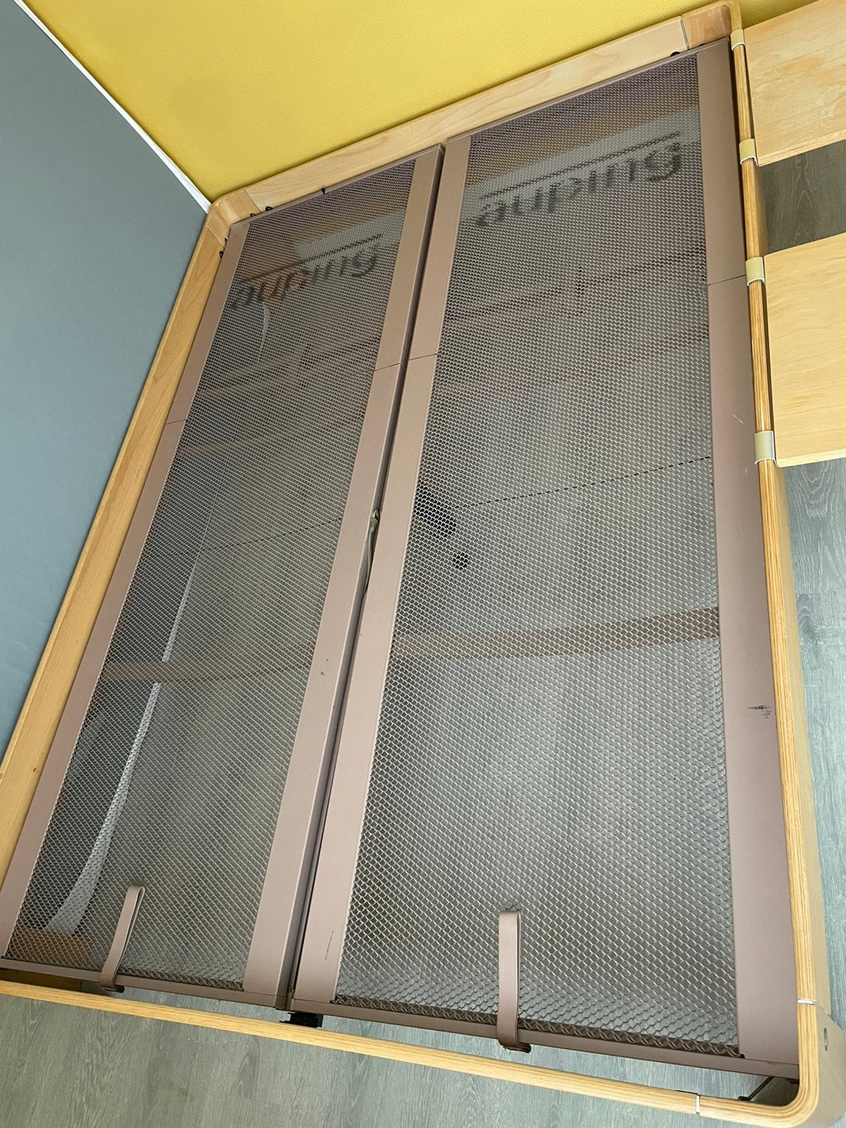 Bed 140x200 auping gasgeveerd spiraal, eiken, Ophalen, Verstelbaar, Beige, Tweepersoons