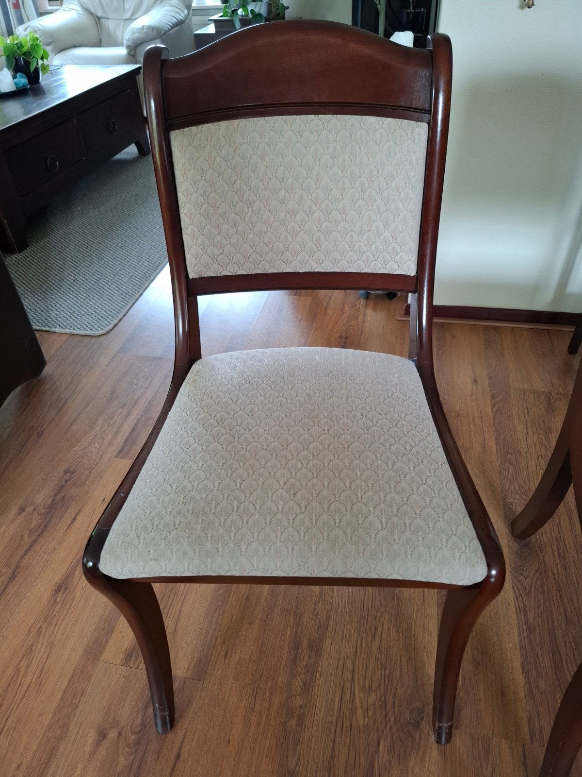 Set van 4 klassieke eetkamerstoelen, mahoniehout, Ophalen