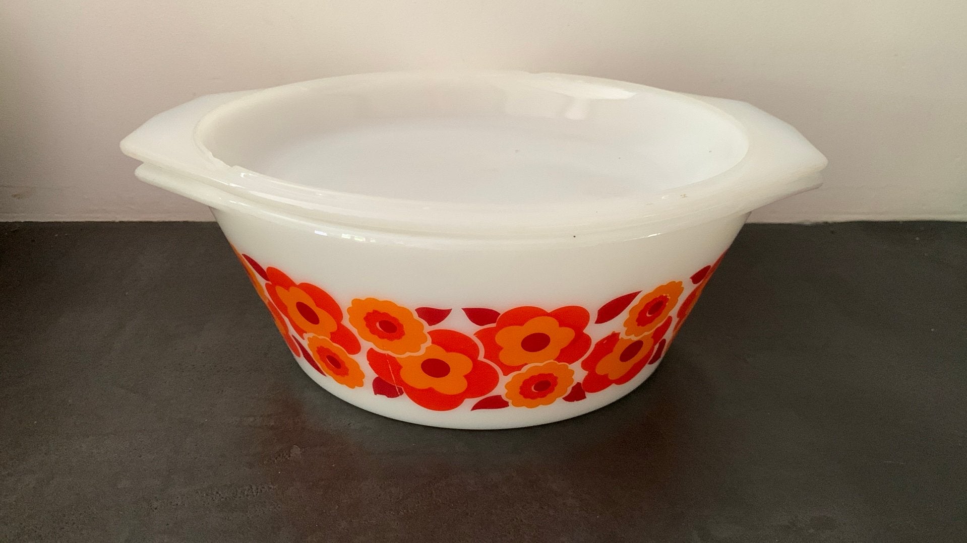 Arcopal ovenschaal Lotus vintage, Verzamelen, Ophalen, Huis en Inrichting