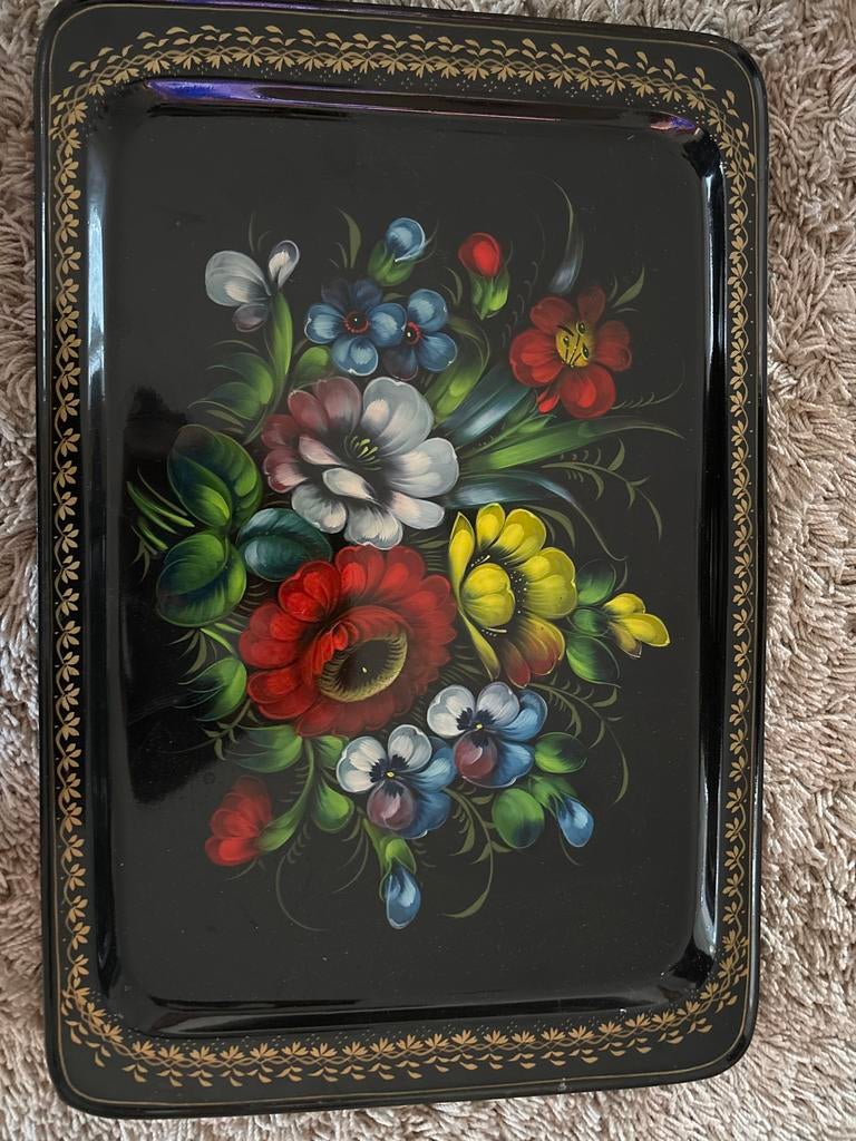 Vintage Handgeschilderd Dienblad uit USSR - Bloemenmotief, Ophalen of Verzenden, Gebruikt, Rechthoekig, Metaal