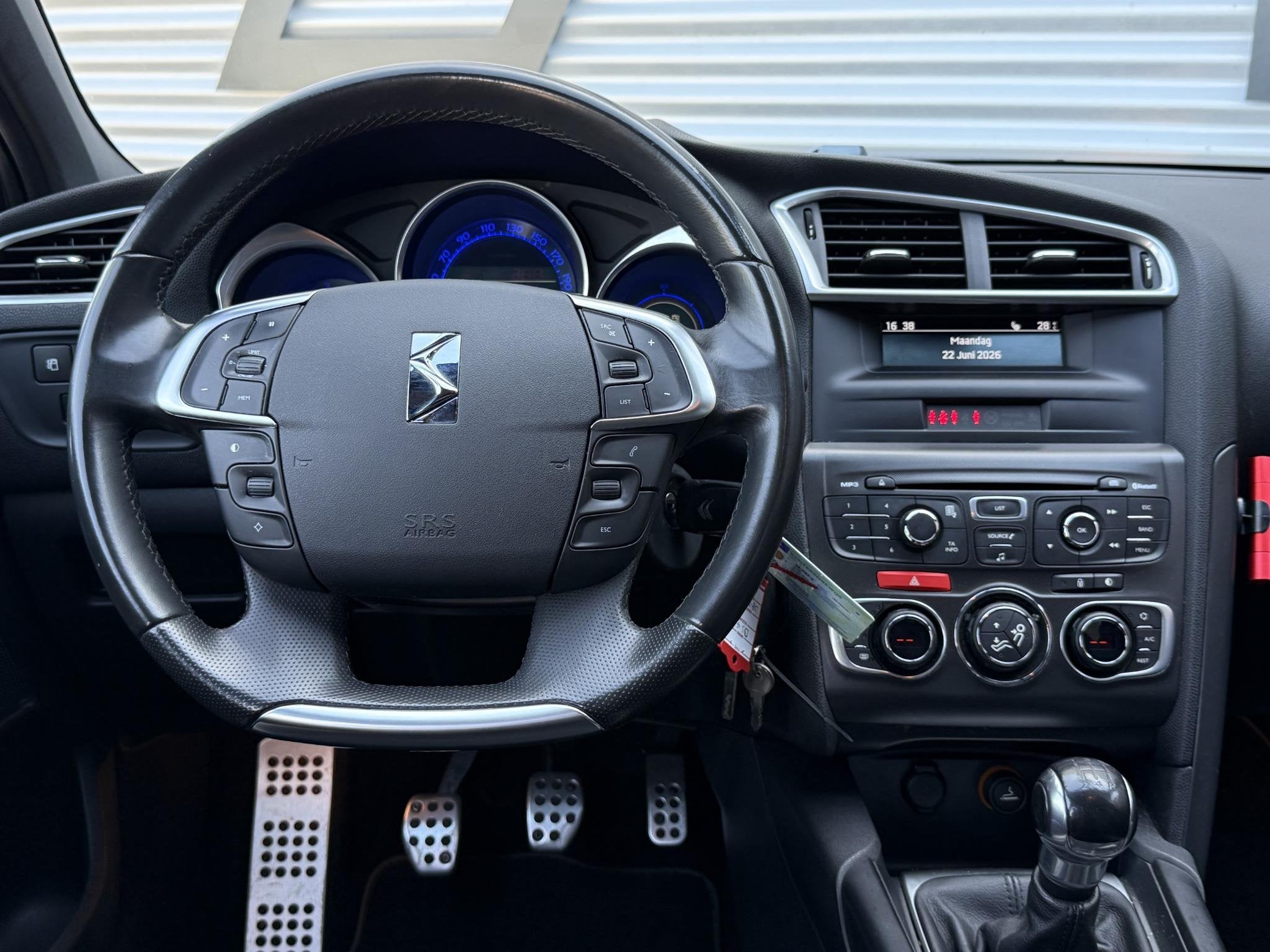 Citroen DS4 1.6 VTi So Chic 2e Eigenaar|Clima|Cruise|Trekhaa, Auto's, Euro 5, Gebruikt, 4 cilinders, Leder en Stof