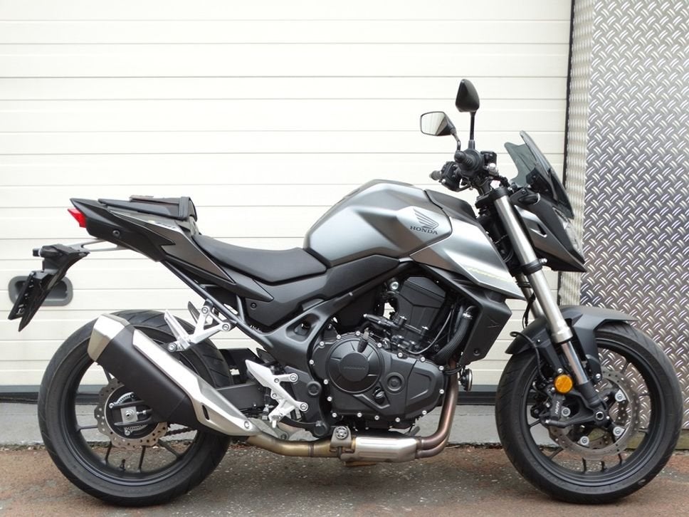 Honda CB 750 Hornet (bj 2023), 2 cilinders, HONDA, Onbekend, Particulier