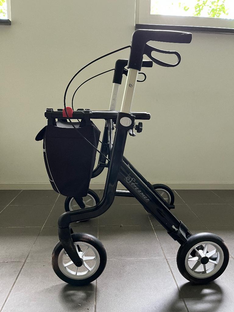 Rollator Rehasense Streamer incl dienblad, Diversen, Ophalen, Opvouwbaar, Gebruikt