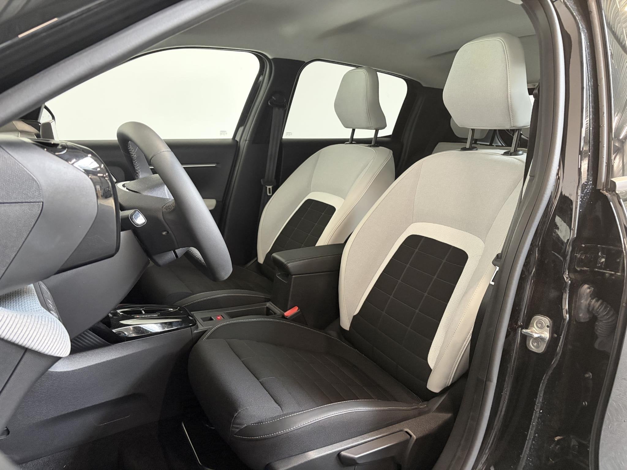 Citroen e-C3 Max Automaat 113pk 44 kWh Climate Control Half, Auto's, Gebruikt, Leder en Stof, Origineel Nederlands, 320 km