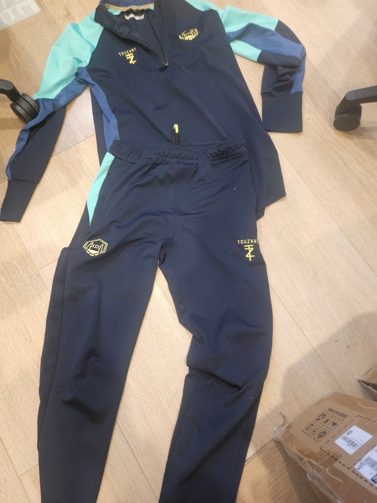 Touzani trainingspak - Zo goed als nieuw, Maat 38/40 (M), Blauw, Overige typen, Ophalen of Verzenden