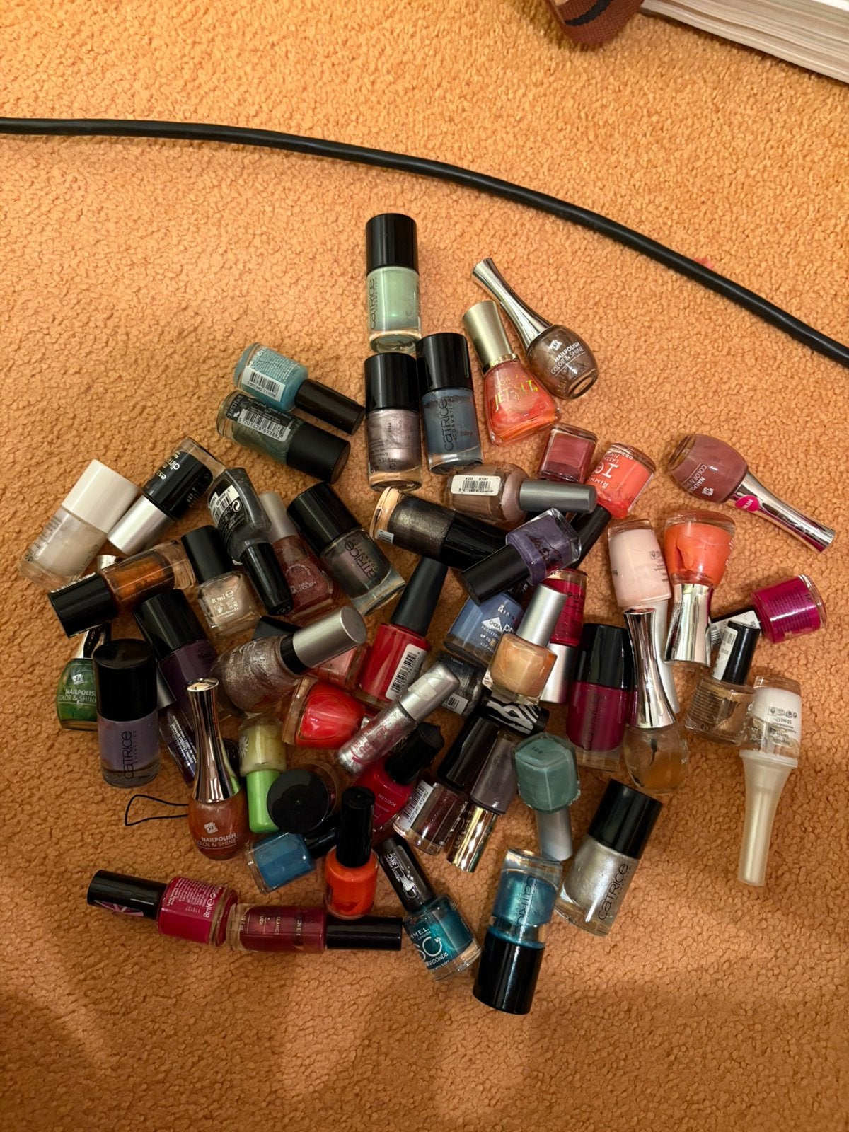 Nagellak verzameling, Sieraden, Tassen en Uiterlijk, Uiterlijk | Cosmetica en Make-up, Gebruikt, Overige kleuren, Ophalen of Verzenden