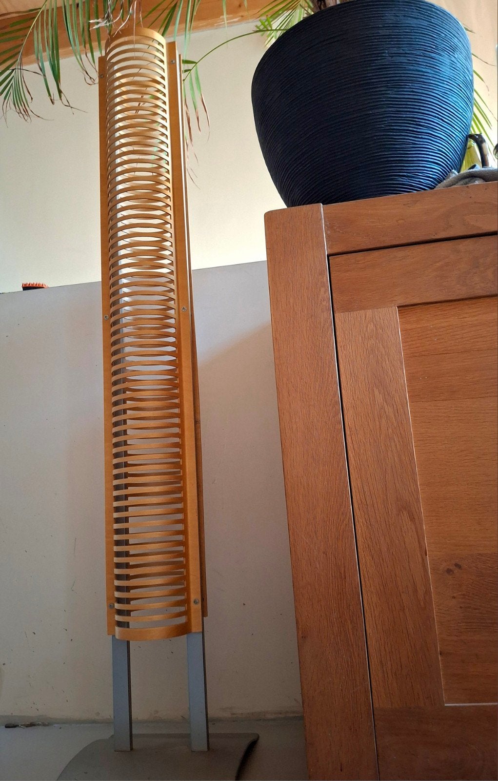 CD toren, 140 cm hoog, 60 CD's, Gebruikt, Ophalen of Verzenden, 25 tot 75 discs, Cd's