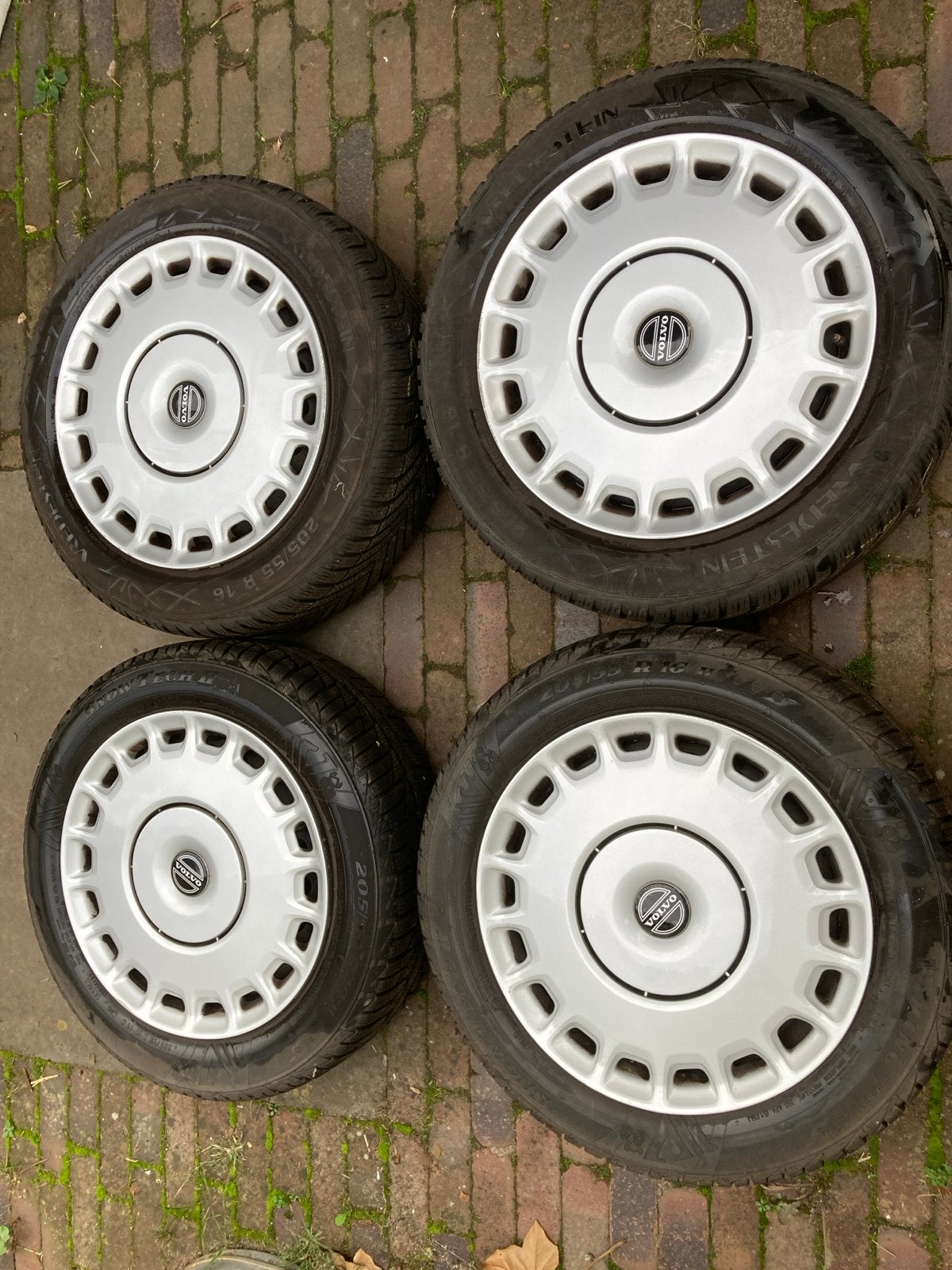 Volvo 205/55 R16 winterbanden met velgen, Ophalen, Gebruikt, 16 inch, Banden en Velgen