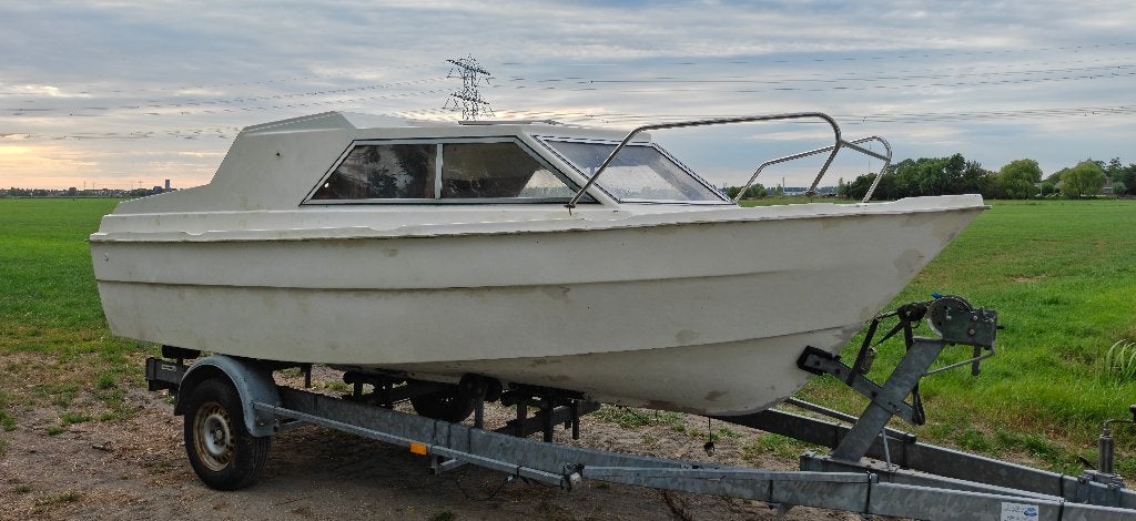Polyester kajuit bootje opknapper zonder aanhanger, Watersport en Boten, Ophalen, Overige merken, Gebruikt, 5 m