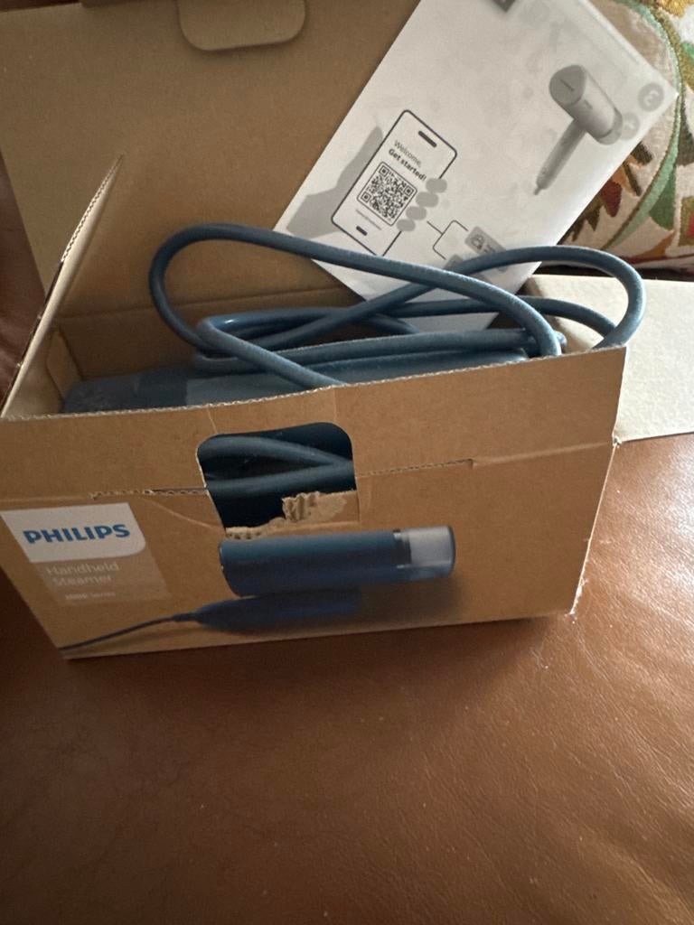 Philips Handheld Steamer - Nieuw in doos, Witgoed en Apparatuur, Ophalen of Verzenden, Zo goed als nieuw, Kledingstomer