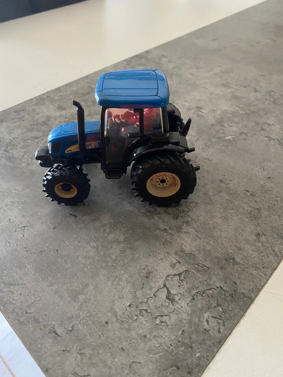 Britains new holland minitrekker in goede staat, Verzamelen, Ophalen of Verzenden, Zo goed als nieuw